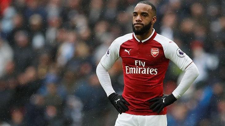 Arsenal'in golcüsü Lacazette 6 hafta yok!