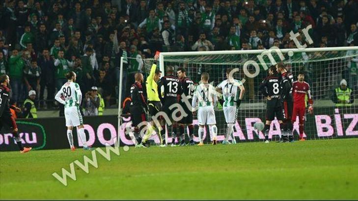 Atiba Hutchinson Galatasaray derbisinde yok!