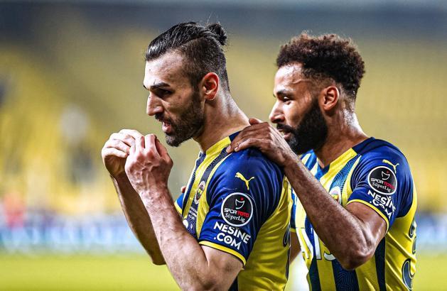 Fenerbahçe'de Serdar Dursun kendisini affettirecek