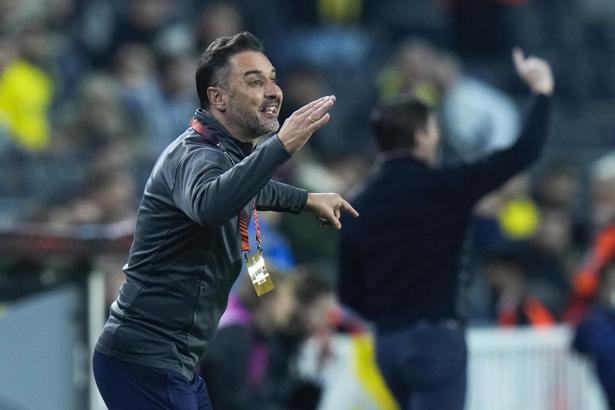 Fenerbahçe haberi... Vitor Pereira'dan futbolculara: İşinize odaklanın
