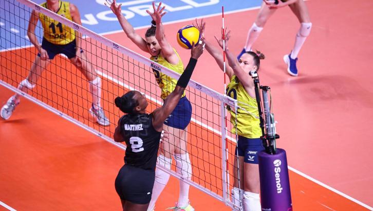 Fenerbahçe Opet, Dentil Praia'yı 3-1 mağlup etti