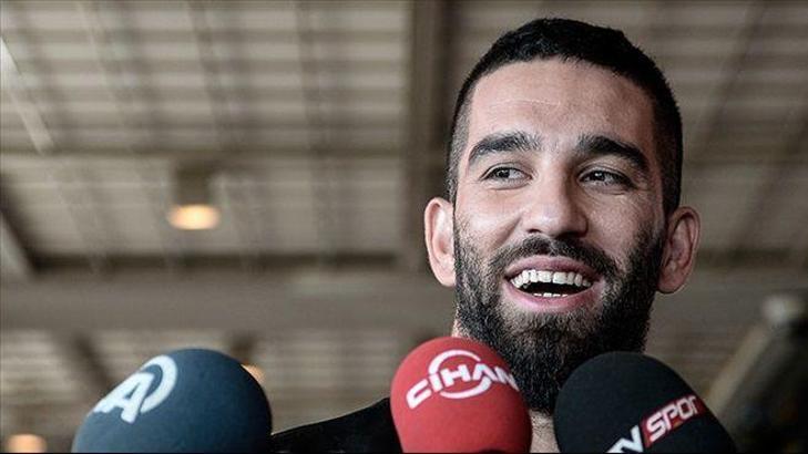 Arda Turan magazin işine girdi!