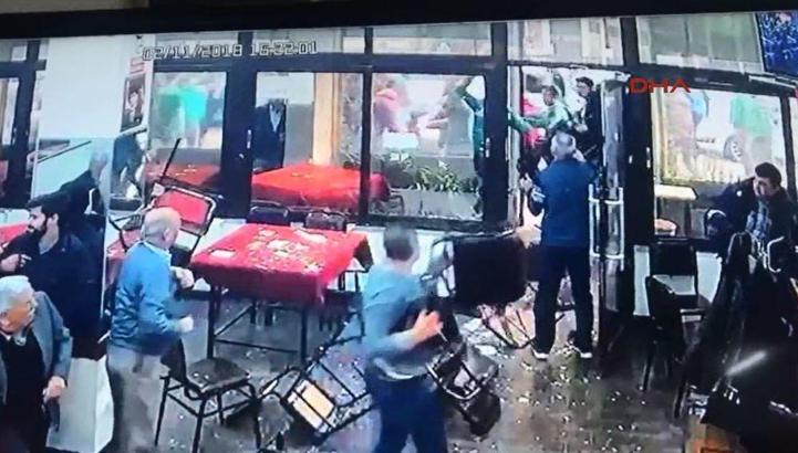 Akhisar'daki taraftar kavgası güvenlik kamerasına yansıdı