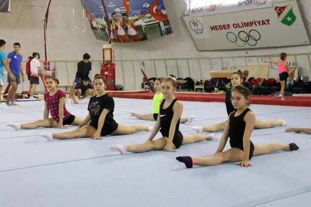 Cimnastikçiler 2020 Olimpiyatları'na kilitlendi!