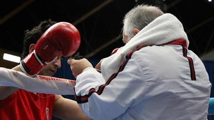 Türkiye Spor Toto Boks Ligi maçında saç kesimi!
