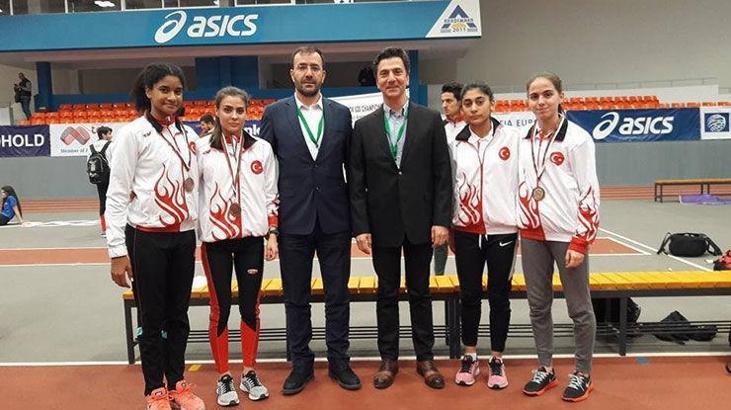 Genç atletler Balkan Şampiyonası'nda 15 madalya kazandı