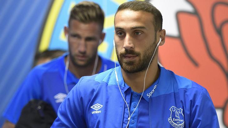 Transfer haberi: Beşiktaş'ın ilgilendiği Cenk Tosun kararını verdi!