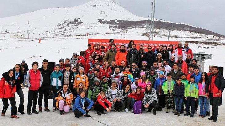 Snowboard yarışları tamamlandı