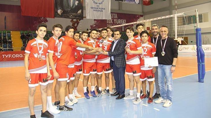 Voleybolda şampiyon Erdemli Akdeniz Anadolu Lisesi