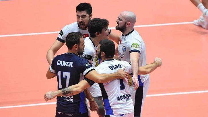 Arkasspor lider Halkbank'a konuk olacak