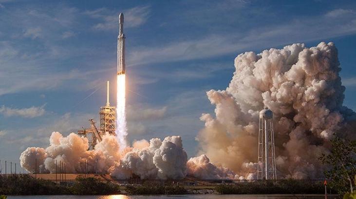 SpaceX Falcon Heavy nedir?