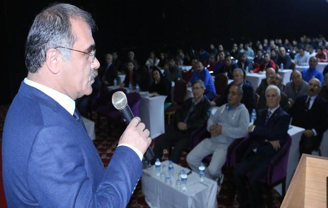 Güreşte 2018 Yılı Hakem Semineri Antalya'da başladı