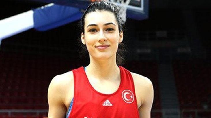 Tuğçe Canıtez: Grubu 1. bitireceğimize inanıyoruz