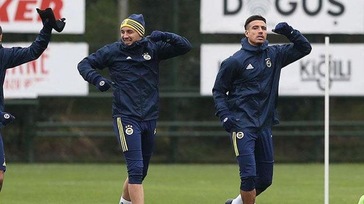 Fenerbahçeli oyuncular Nabil Dirar ve Aatif böyle eğlendi!