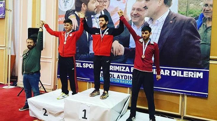 Hakkarili Mühürdaroğlu Türkiye üçüncüsü oldu