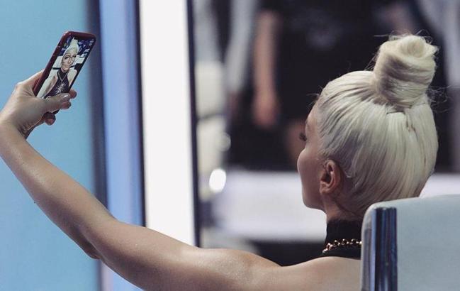 Jelena Karleusa yıktı, geçti!