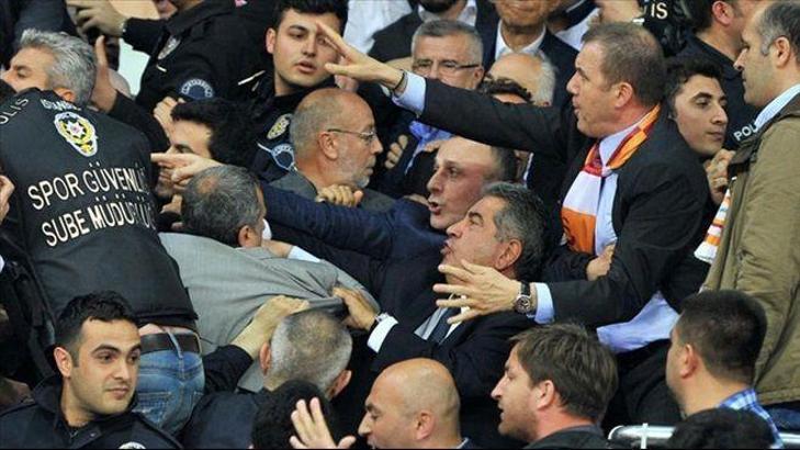 Mahmut Uslu'ya hapis istemi!