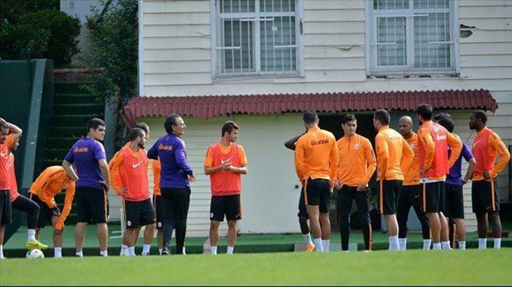 İşte Prandelli'nin Galatasaraylı futbolculara yaptığı son konuşma