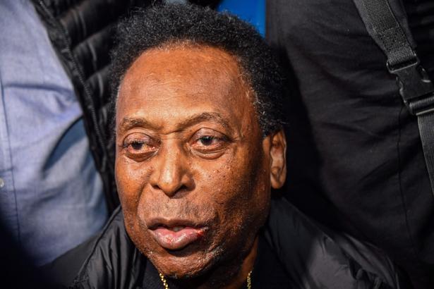 Pele'den kötü haber! Yeniden hastaneye kaldırıldı