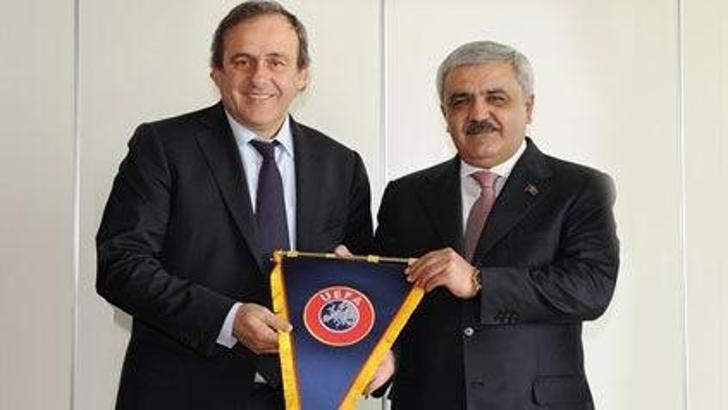 Azeri Guluzade kampa çağrıldı