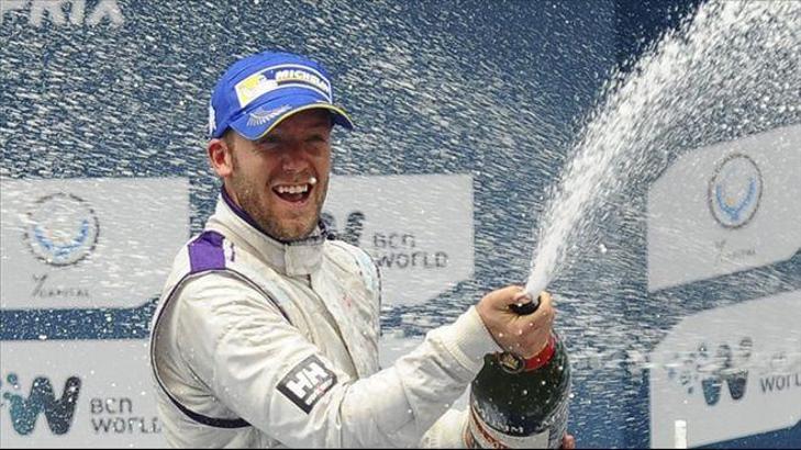 Formula E'de Sam Bird güldü