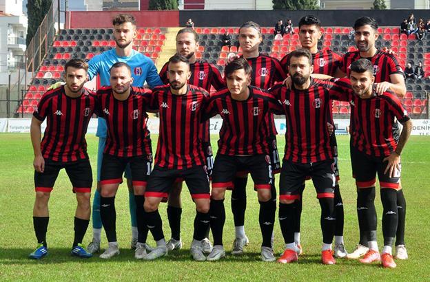 Turgutluspor'da Başkan Ahmet Daşkan'dan takıma övgü