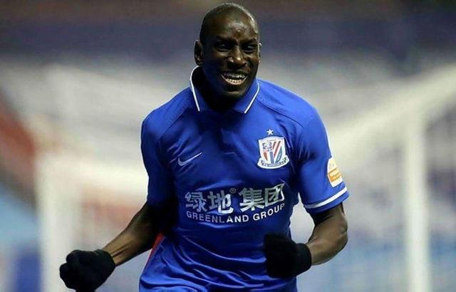 Galatasaray'dan Demba Ba sürprizi!