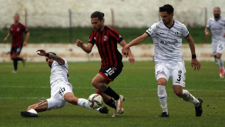 Turgutluspor - Sakaryaspor: 0-0