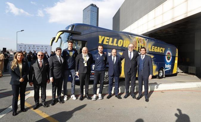Fenerbahçe'de yeni otobüsler teslim edildi