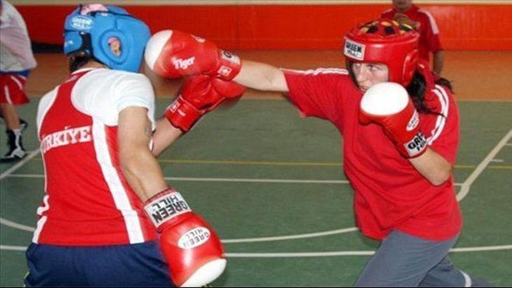 Dünya Kadınlar Boks Şampiyonası başladı