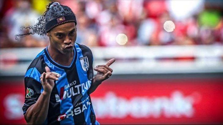Ronaldinho Amerika'ya gidiyor