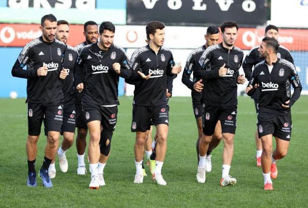 Beşiktaş, Borussia Dortmund maçının hazırlıklarına başladı