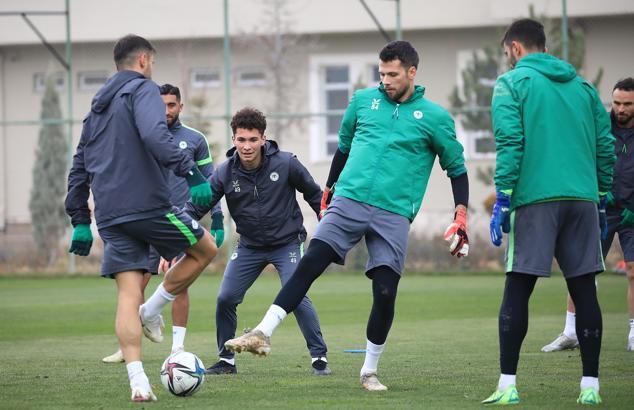 Konyaspor'da Yeni Malatyaspor maçı hazırlıkları devam ediyor
