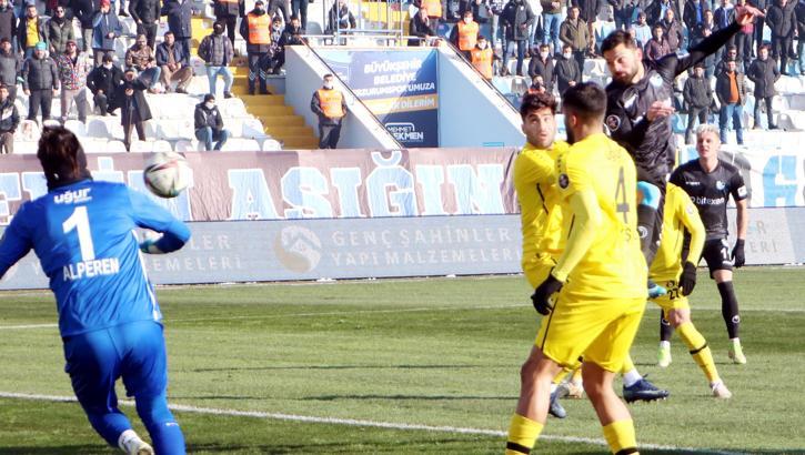 BB Erzurumspor - İstanbulspor maç sonucu: 3-1
