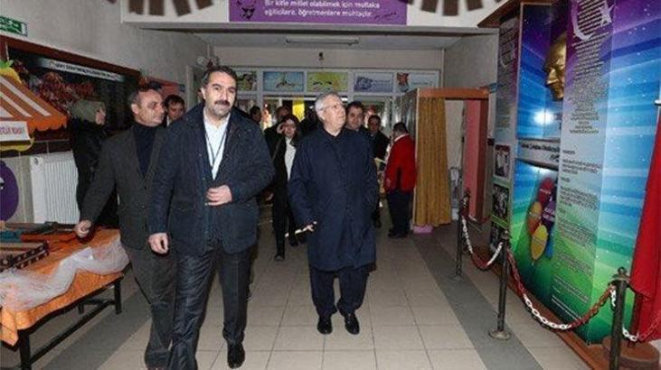 Fenerbahçe Başkanı Yıldırım, Edremit'te pota açılışı yaptı