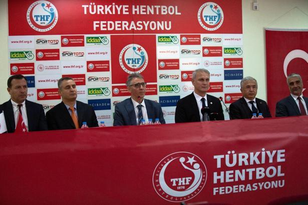 A Milli Erkek Hentbol Takımı'nda Okan Halay dönemi