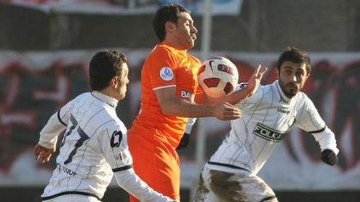 İzmir'de ses yok: 0-0