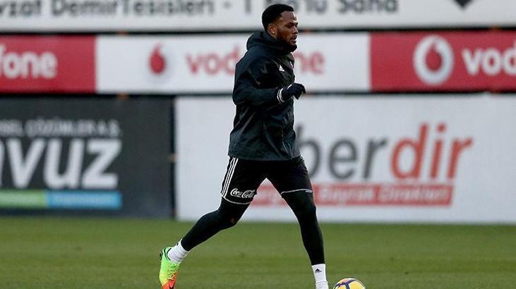 Orlando, Larin'in lisansını vermiyor!