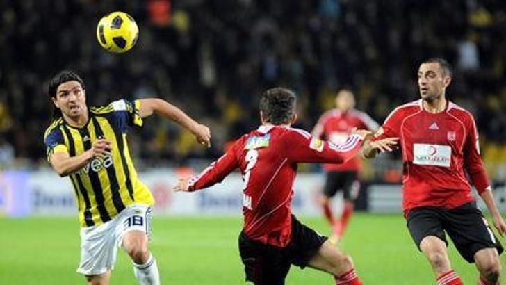 Ceyhun'un elmacık kemiği kırılsa...