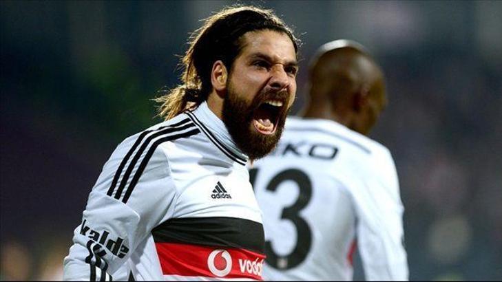 Gözler Olcay'ın üzerinde