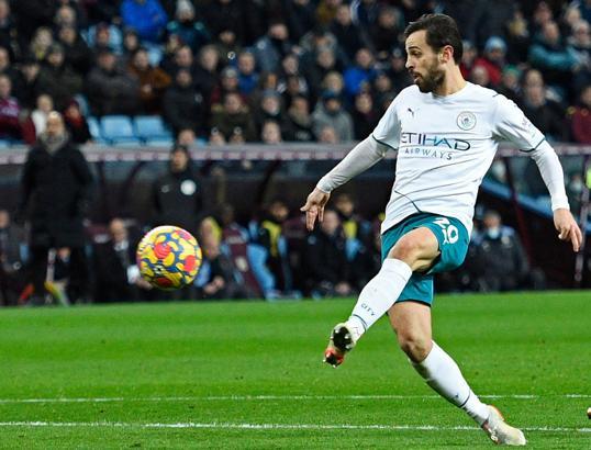 Pep Guardiola'dan Bernardo Silva'ya övgü dolu sözler