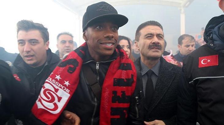 Brezilyalı futbolcu Robinho, Sivas'a geldi