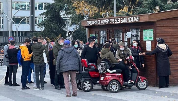 Trabzonspor taraftarları gişelere akın ediyor