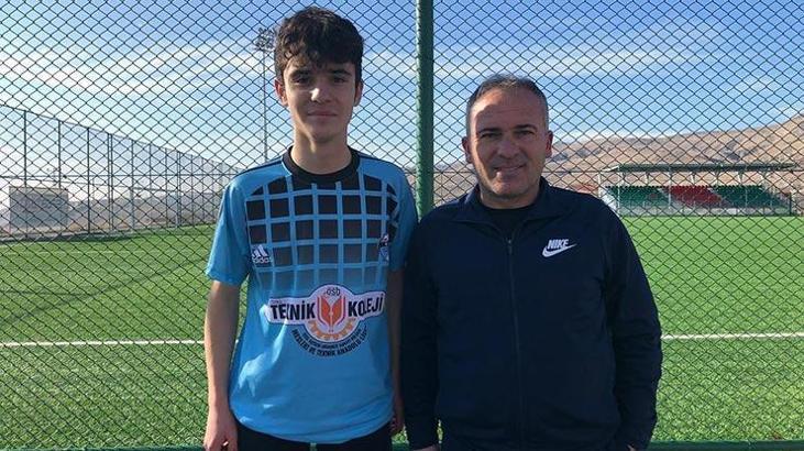 Baba, oğul rakip oldular!