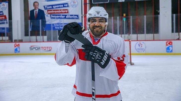 Hamza Yerlikaya buz üstünde!