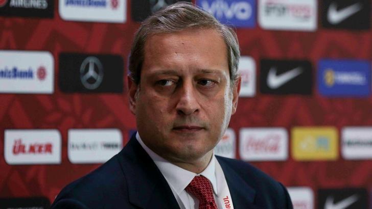Galatasaray Başkanı Burak Elmas'tan flaş iddia! Soyunma odası koridorlarında gizli ses kaydı