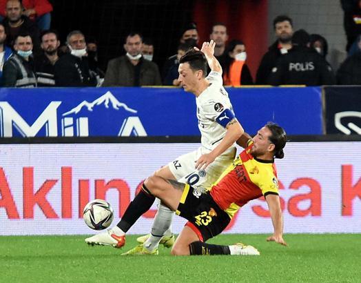 Göztepe'de Atakan Çankaya şoku