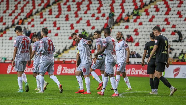 Ziraat Türkiye Kupası: FT Antalyaspor: 4 - Amed Sportif Faaliyetler: 0