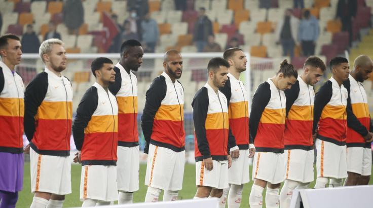 Galatasaray'da Fatih Terim'in kadro istikrarı yok