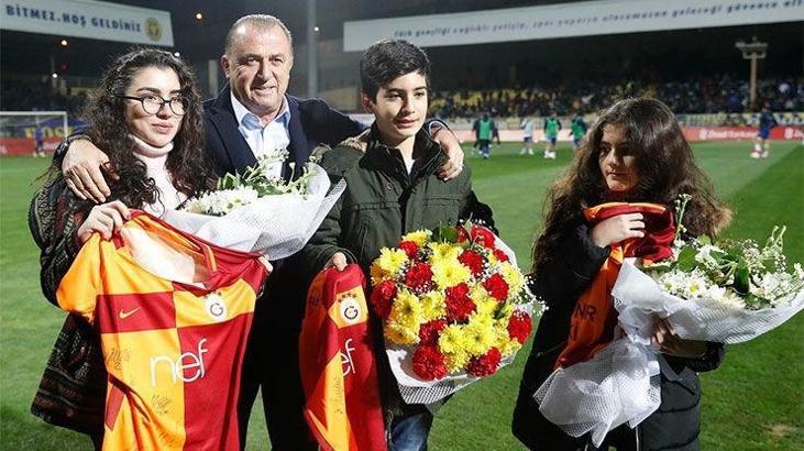 Fatih Terim'den anlamlı hareket